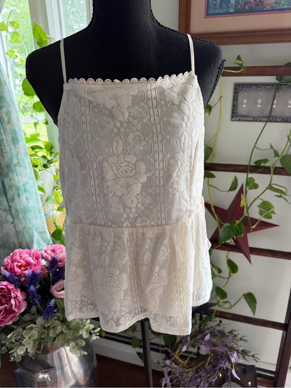 Monteau Cream Lace Peplum Cami Top